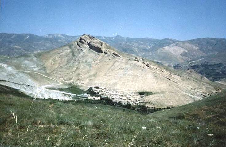قلعه یاستی