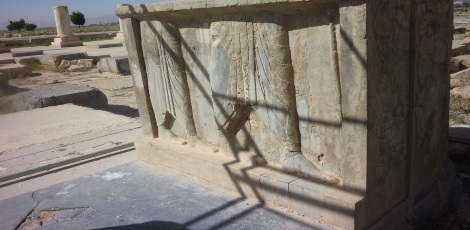 کاخ دروازه پاسارگاد