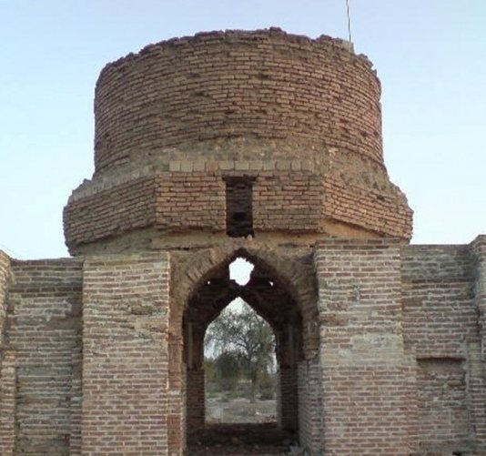 گنبد سرخ بندر عباس