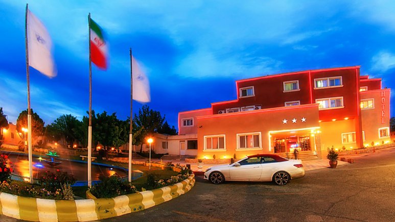 هتل جهانگردی سنندج