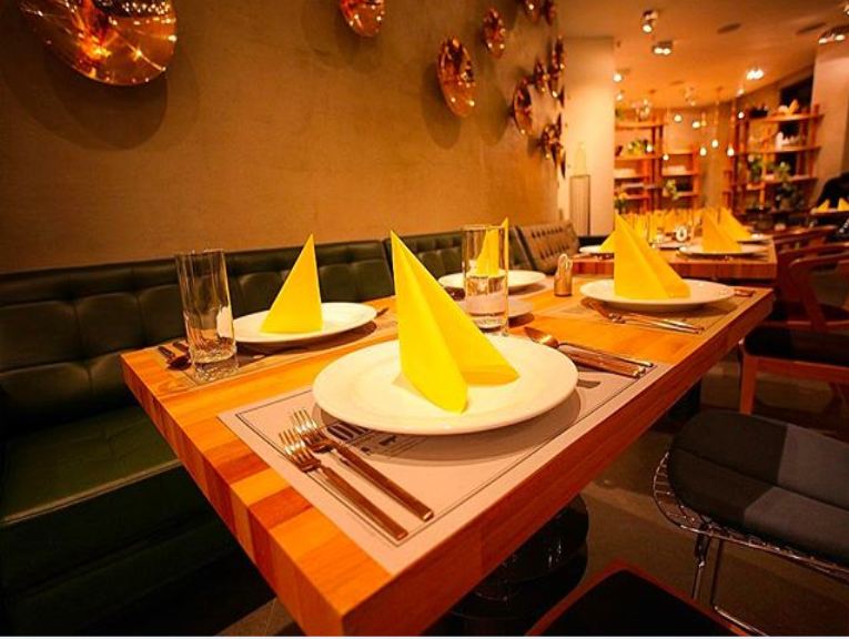 رستوران رودیزیو