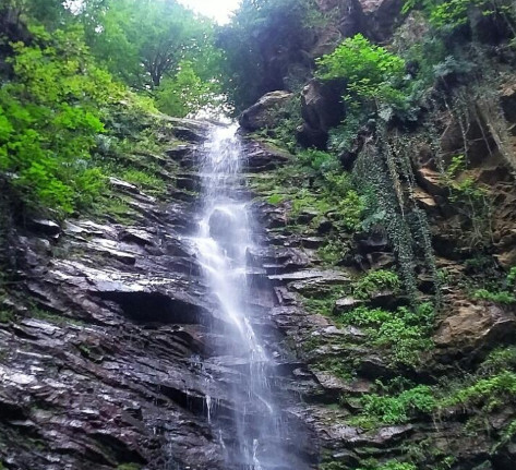 آبشار گزو