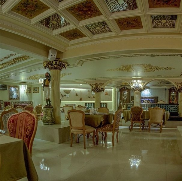 رستوران فخر تهران 