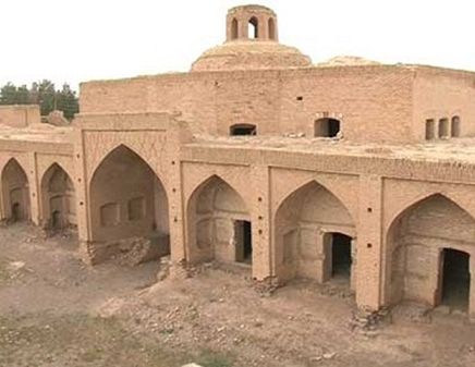 کاروانسرای آوه