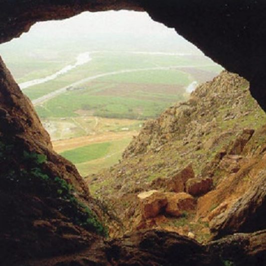 غار مر تاریک