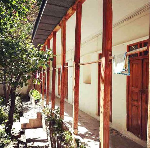 اقامتگاه بوم گردی عاروس ویشه