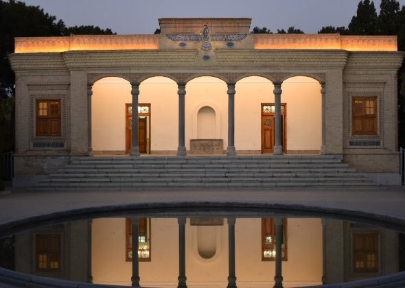 موزه زرتشتیان