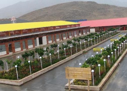 مجموعه فرهنگی تفریحی طوفان اراک
