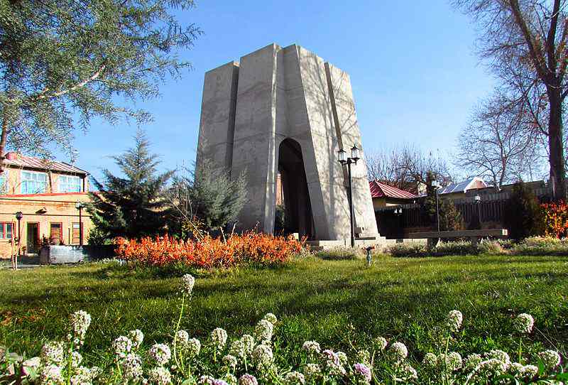 مقبره اوحدی
