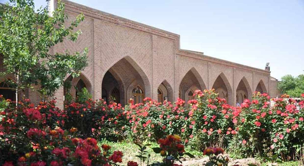 مقبره دو کمال(باغ دو کمال)
