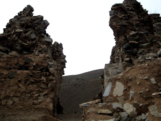 آتشکده آذربرزین