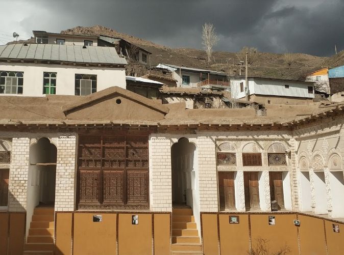 خانه نیما یوشیج