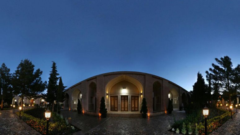 هتل سنتی ایوان ماهان