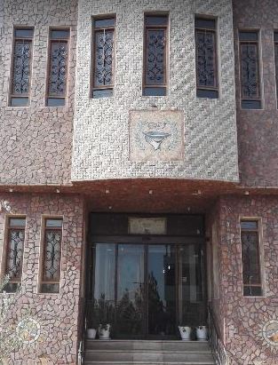 رستوران زیتون میبد