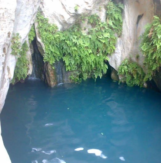 تنگ موخدان دیر (تنگه مخدان)