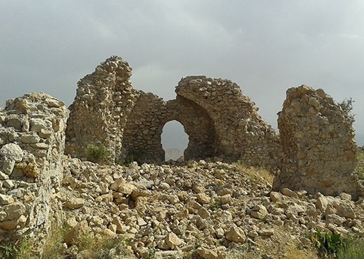 قلعه کوهزاد(ویزنیار)