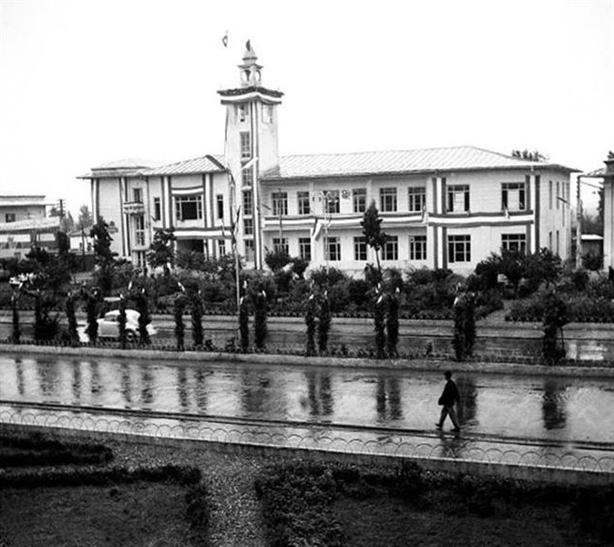 بنای تاریخی شهرداری رودسر