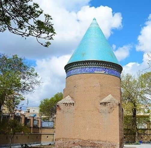 آرامگاه حمدالله مستوفی