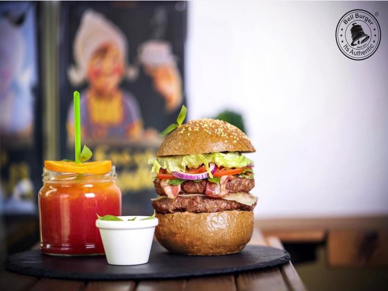  رستوران بل برگر (نیاوران) 