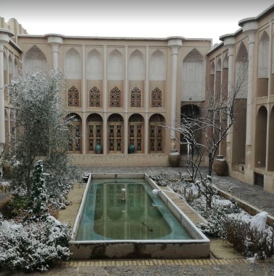 اقامتگاه سنتی خانه سه نیک - یزد