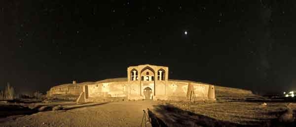 کاروانسرای ایزدخواست
