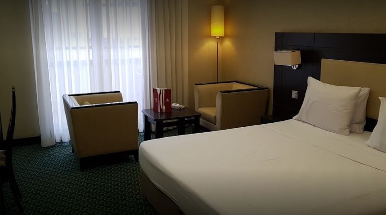 هتل پارسیان اوین