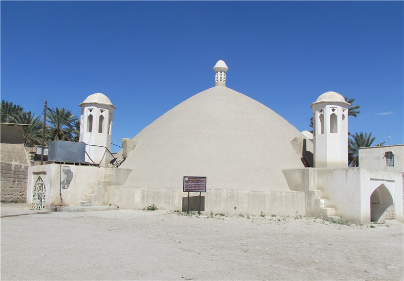 آب انبار دهان شیر