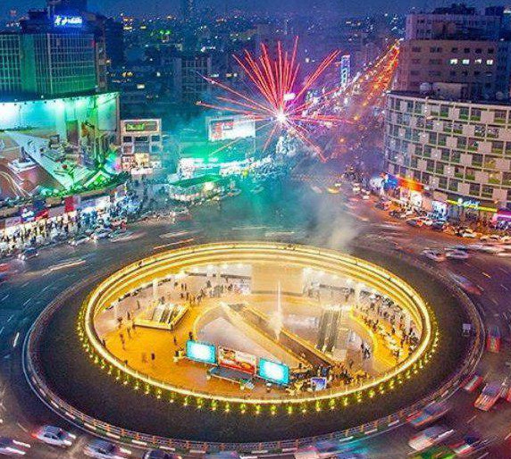 میدان ولیعصر