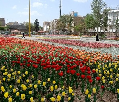 پارک مشاهیر (باغ لاله ها)