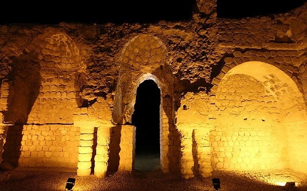 کاخ ساسانی سروستان