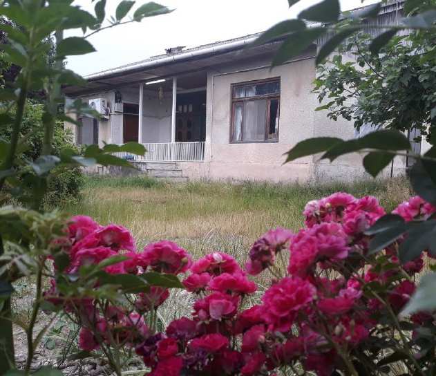 اقامتگاه بوم گردی اسفند (خانه توریست)