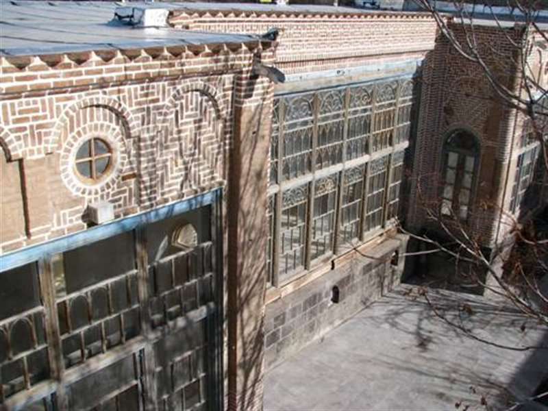 خانه تاریخی میرفتاحی