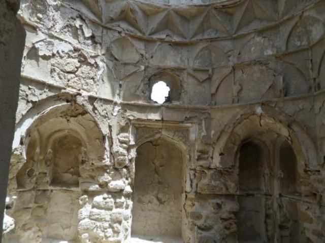 مقبره بیبی تمسنیتی