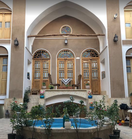 اقامتگاه بوم گردی سرای سایه - کاشان