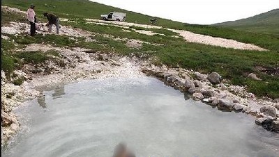 آبگرم شاهان گرماب
