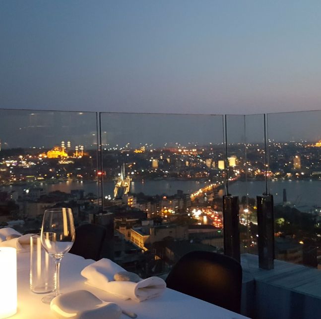 رستوران میکلا