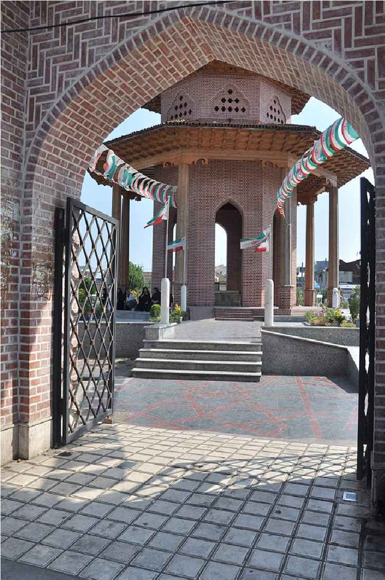 ارامگاه میرزا کوچک خان