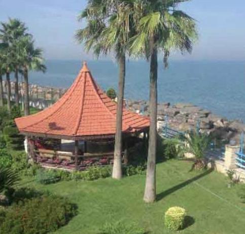 شهرک ساحلی دریا کنار