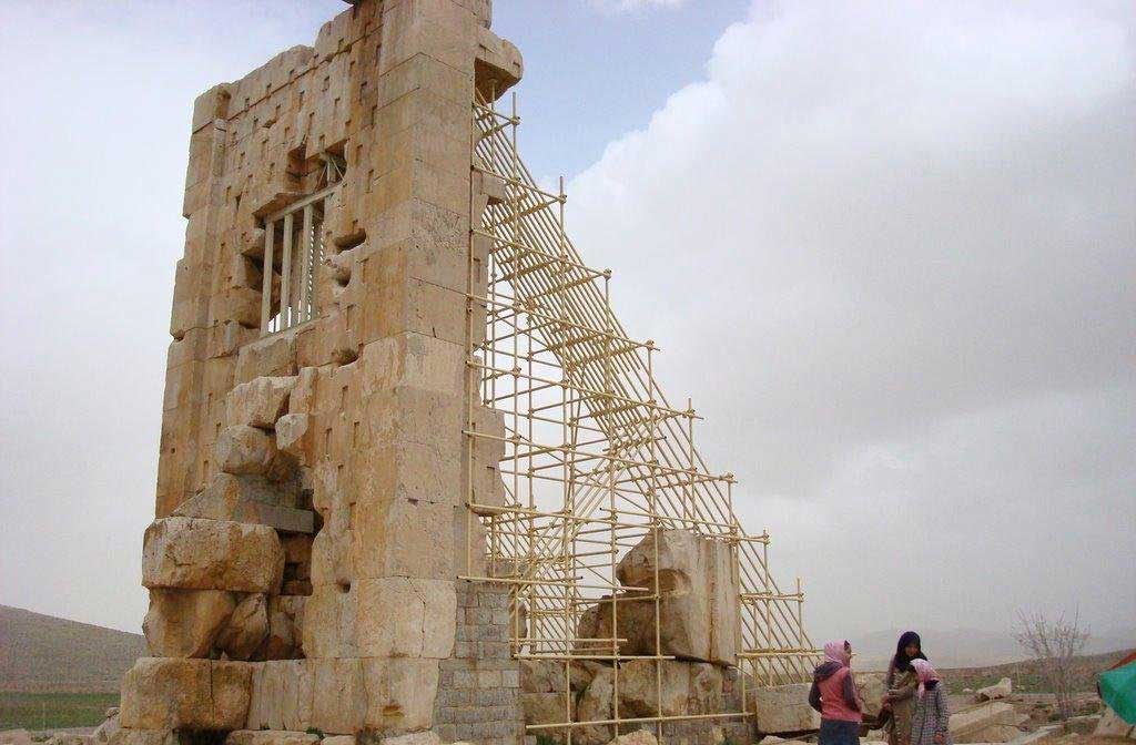 مقبره کمبوجیه
