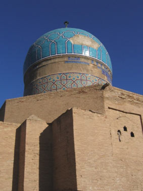 گنبد فیروزشاهی