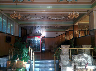 هتل بزرگ ایزدی بوکان