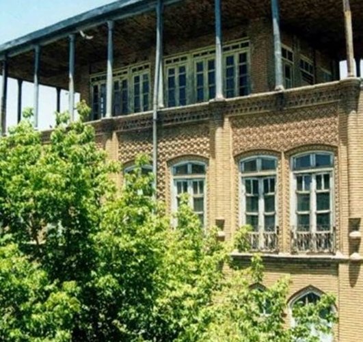عمارت احمدزاده