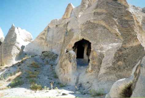 کلیسای صخره ای سعدل