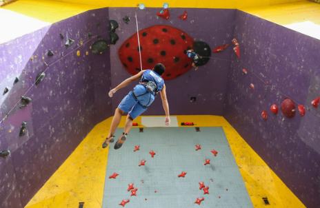 مجموعه دیواره های سنگ نوردی پیام