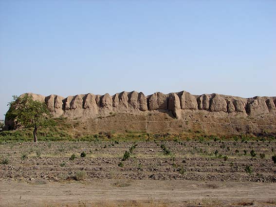 قلعه بلوچ گت