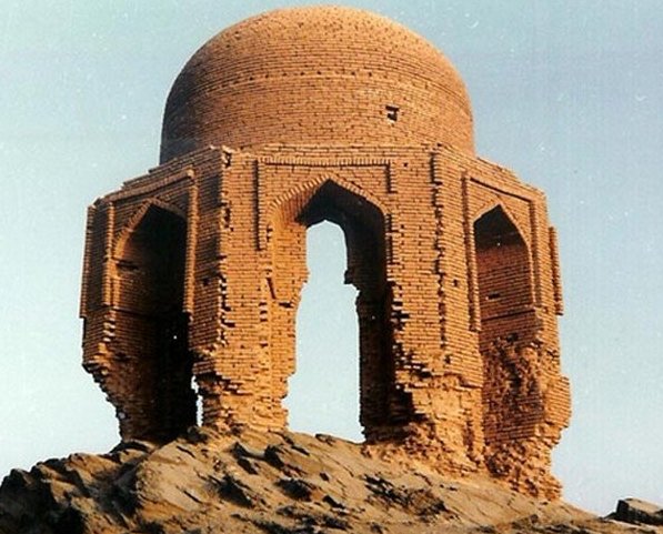 آرامگاه شاه فیروز (آتشکده)