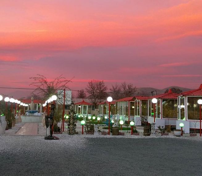 کافه رستوران باغ سیب