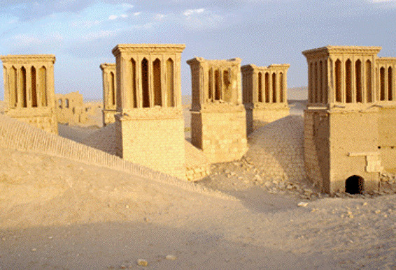 آب انبار هفت بادگیری عصر آباد