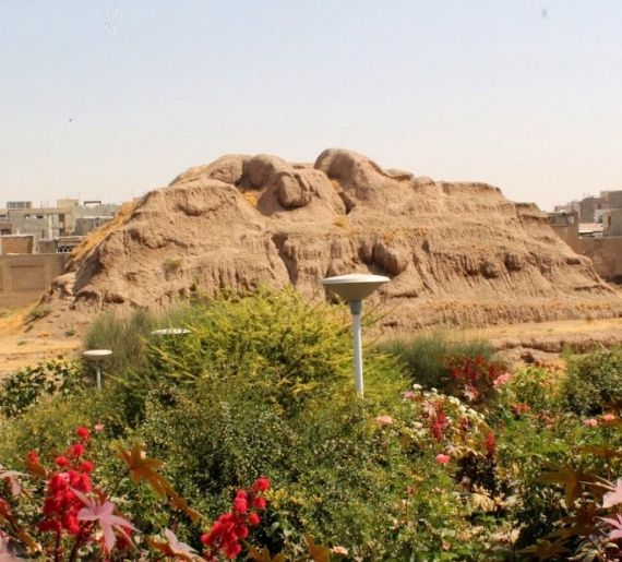 میمونقلعه