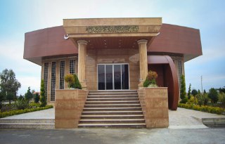 مجتمع تفریحی گردشگری ادهم
